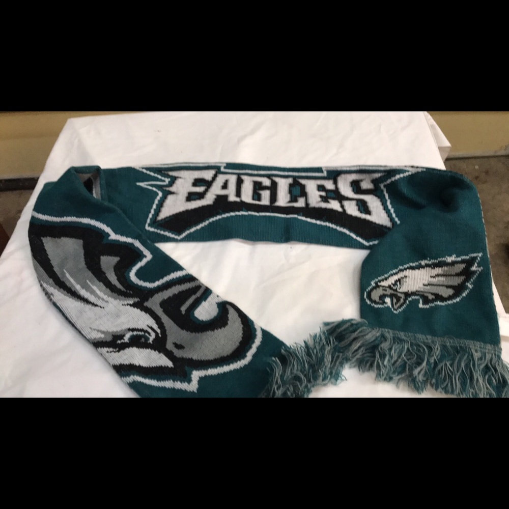 EAGLES scarf - Picture 2 of 2